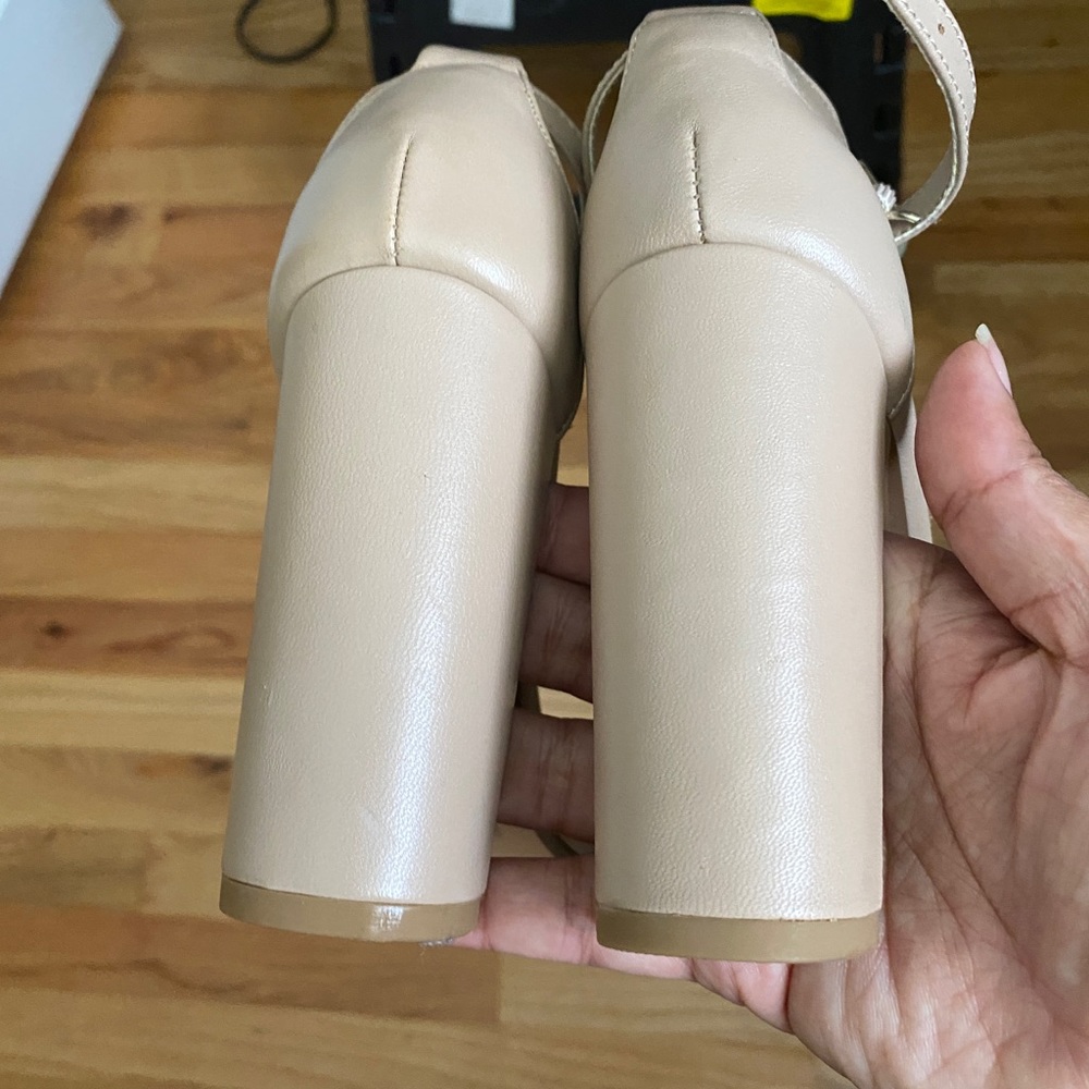 Steve Madden Carrson Block Heel Size 6. - image 8